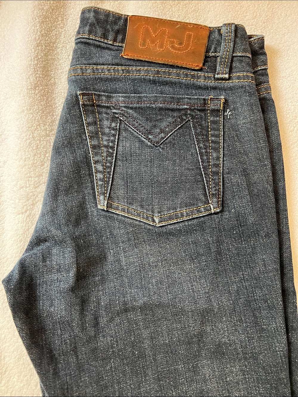 Marc By Marc Jacobs women’s Mid/Dark Blue boot cut Jeans